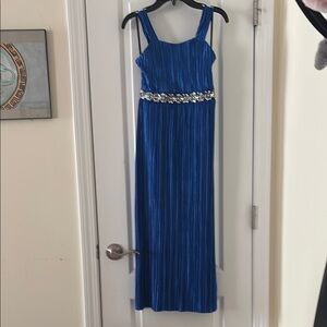 Chic Blue Dress with Sparkling Waist